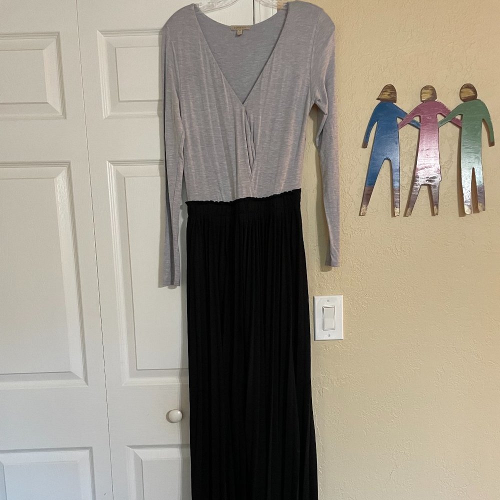 🌻Bordeaux from Anthropologie, Gray and Black Maxi Dress